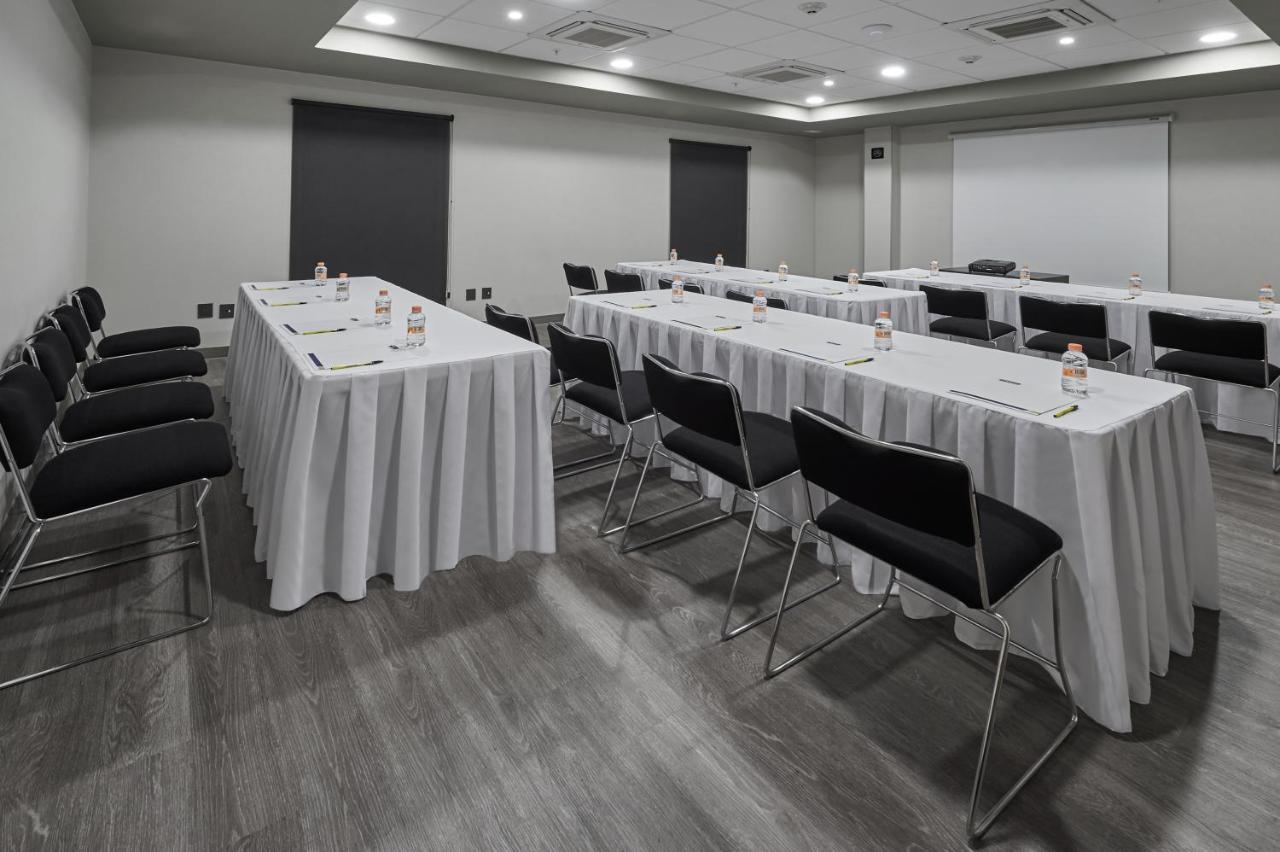 City Express By Marriott Caborca Heroica Caborca Extérieur photo