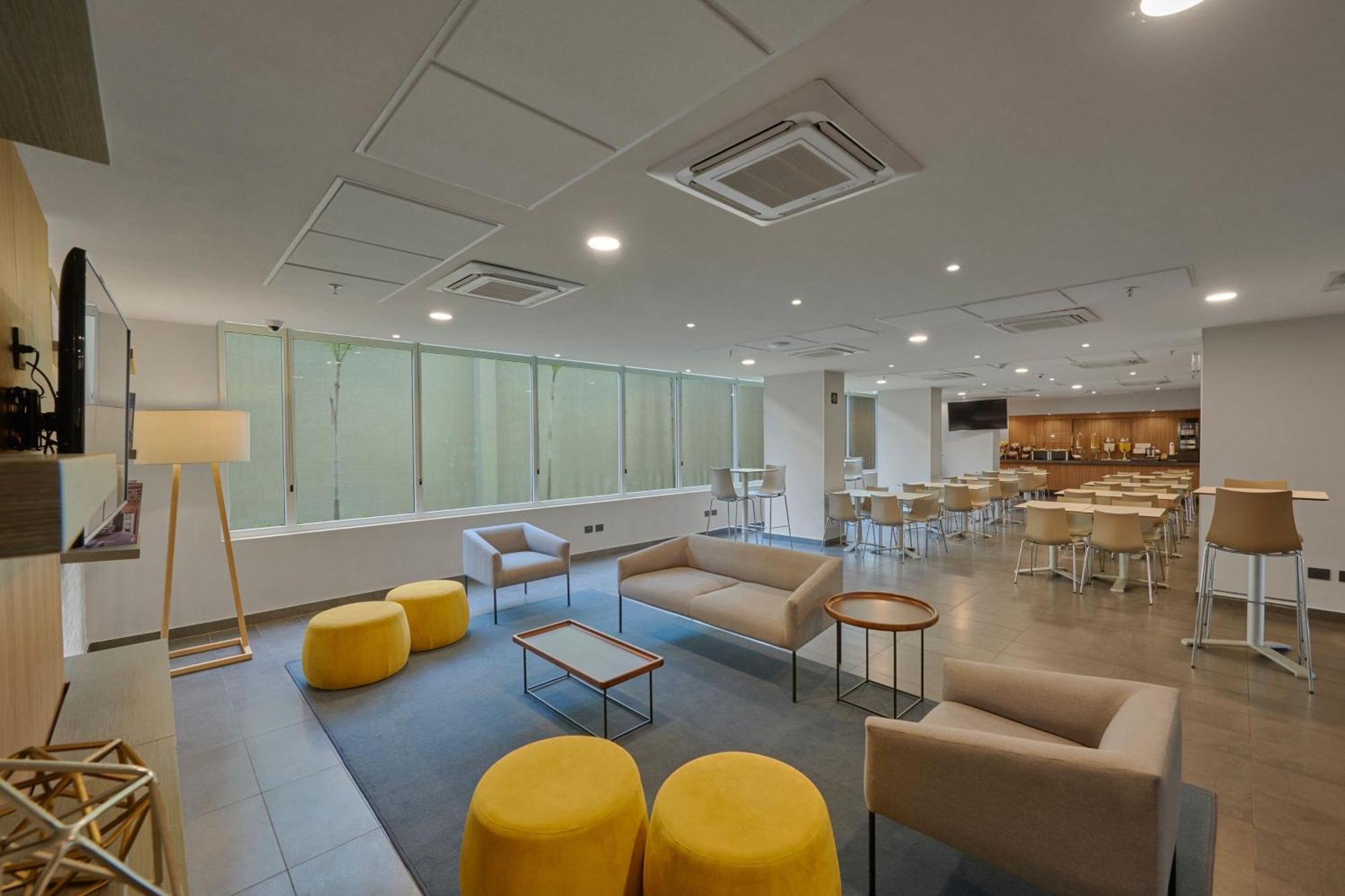 City Express By Marriott Caborca Heroica Caborca Extérieur photo