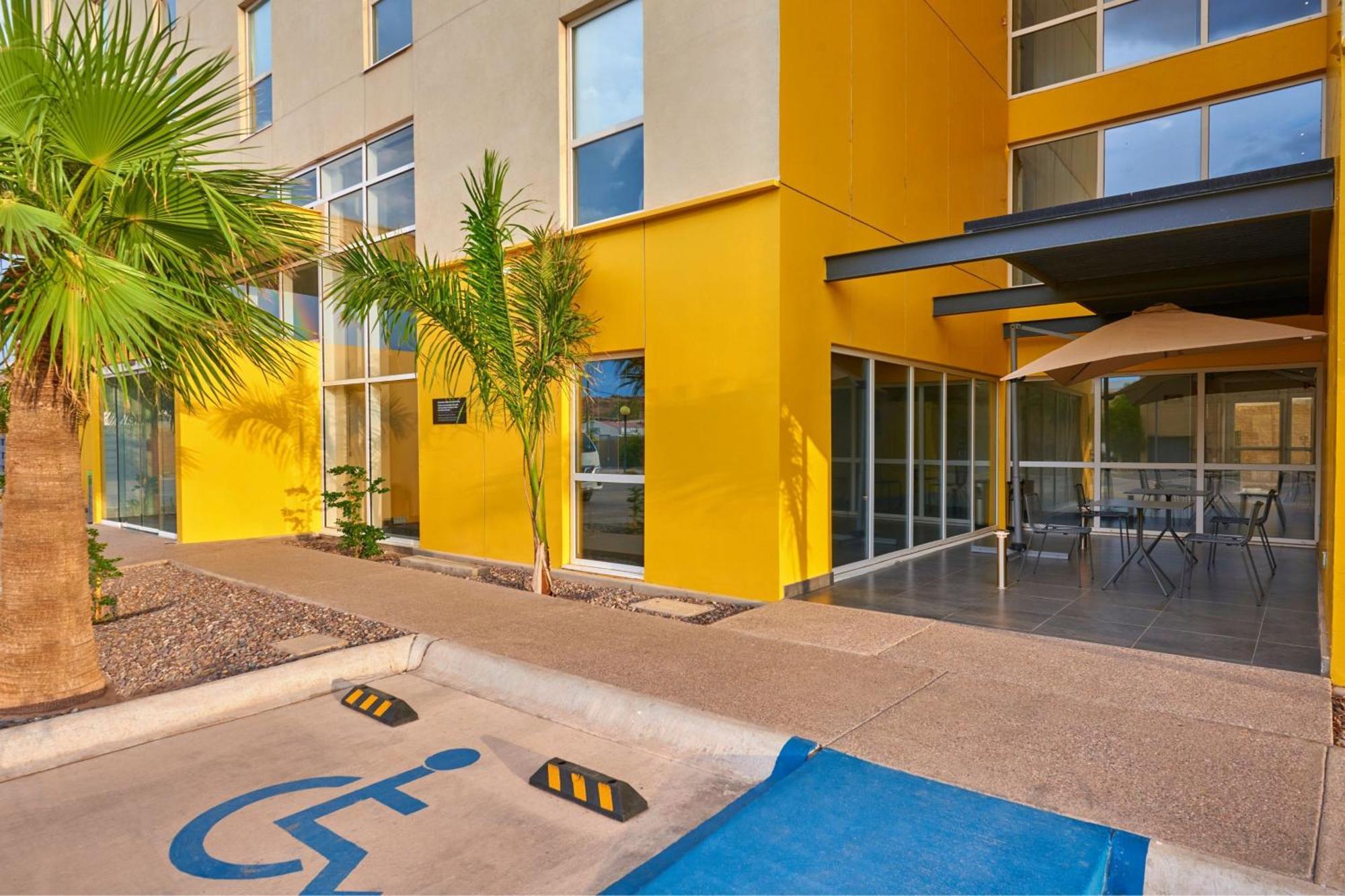 City Express By Marriott Caborca Heroica Caborca Extérieur photo